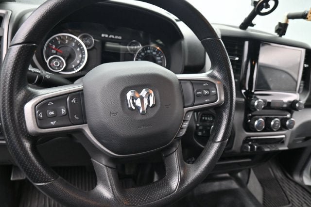 Used 2024 RAM 3500 Tradesman w/ Chrome Appearance Group AWD/4WD image 29