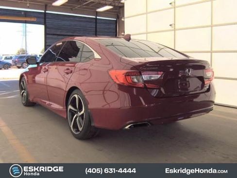 Used 2019 Honda Accord Sport image 4
