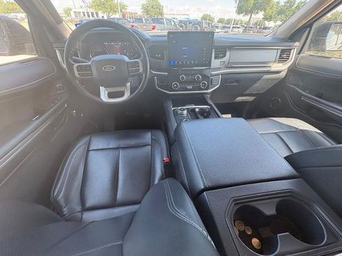 Certified 2024 Ford Expedition XLT AWD/4WD image 7
