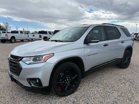Used 2021 Chevrolet Traverse Premier w/ Redline Edition AWD/4WD image 4
