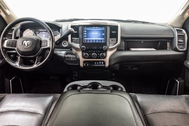 Used 2020 RAM 2500 Laramie w/ Body Color Bumper Group AWD/4WD image 28