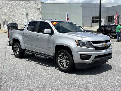 Used 2020 Chevrolet Colorado W/T w/ Custom Special Edition AWD/4WD image 4