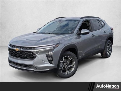 New 2026 Chevrolet Trax LT w/ Driver Confidence Package image 1