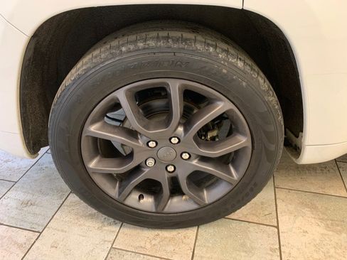 Used 2021 Jeep Grand Cherokee High Altitude image 11