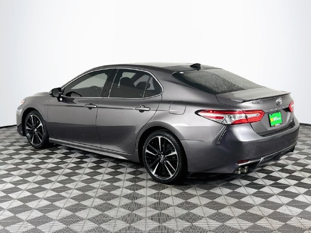 Used 2020 Toyota Camry XSE FWD image 6