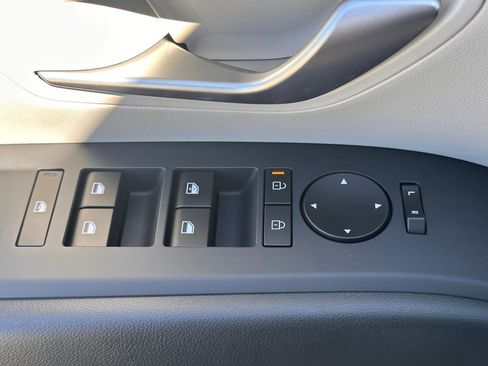 New 2026 Hyundai Tucson SE image 23