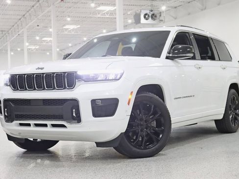 Used 2021 Jeep Grand Cherokee L Overland w/ Luxury Tech Group IV image 6