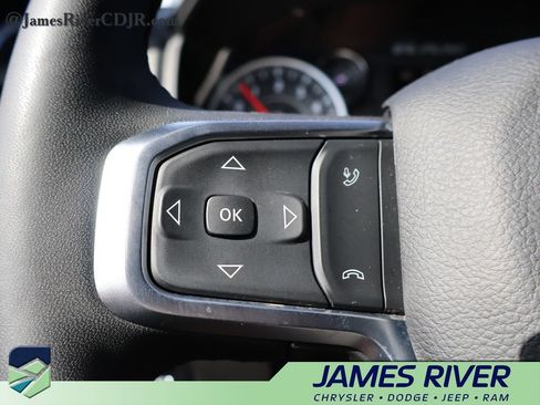 Used 2025 RAM 1500 Big Horn AWD/4WD image 25