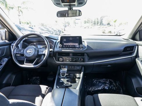Used 2024 Nissan Rogue S AWD/4WD image 25