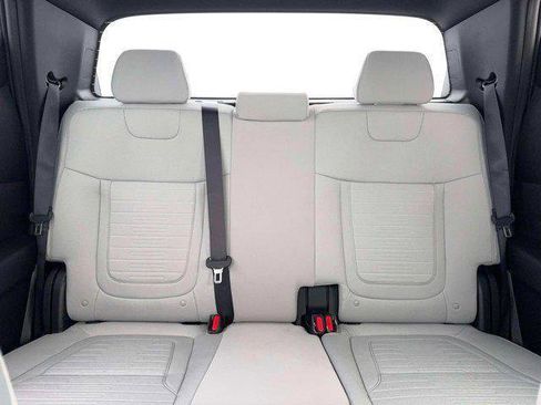 New 2026 Hyundai Santa Cruz SE FWD image 16