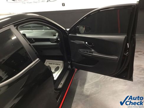 Used 2019 Hyundai Veloster N N w/ Performance Package image 27