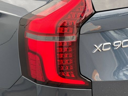 Certified 2026 Volvo XC90 B6 Core AWD/4WD image 34