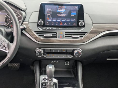 Used 2023 Nissan Altima 2.5 SV image 17