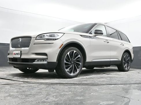 Used 2024 Lincoln Aviator Reserve w/ Equipment Group 201A image 48