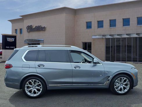 Used 2023 BMW X7 xDrive40i w/ Parking Assistance Package image 4