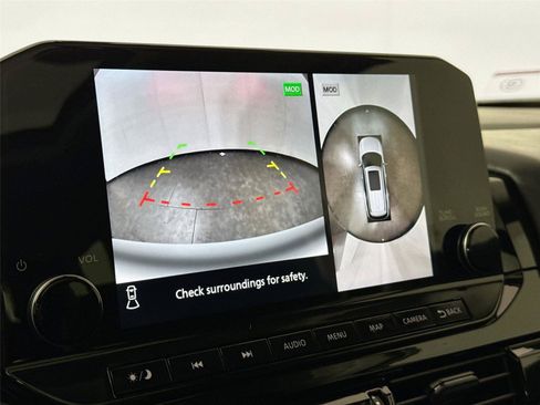 Used 2025 Nissan Pathfinder SL w/ SL Premium Package FWD image 24