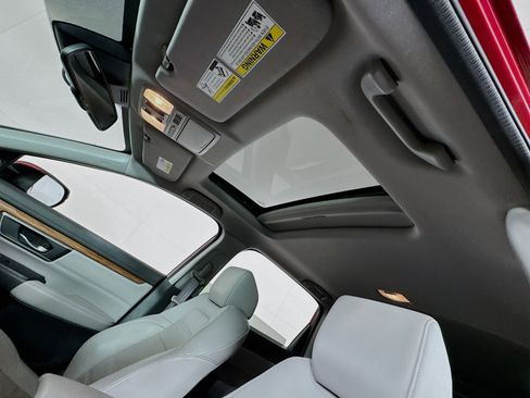Used 2022 Honda CR-V Touring image 14