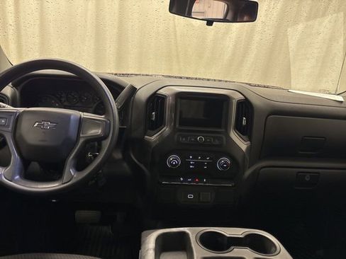 Used 2019 Chevrolet Silverado 1500 Custom Trail Boss w/ Custom Convenience Package AWD/4WD image 22