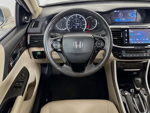 Used 2016 Honda Accord EX-L image 16