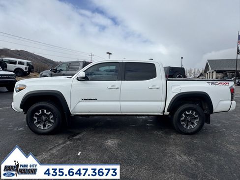 Used 2023 Toyota Tacoma TRD Sport image 6