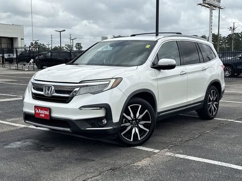 Used 2019 Honda Pilot Touring image 1
