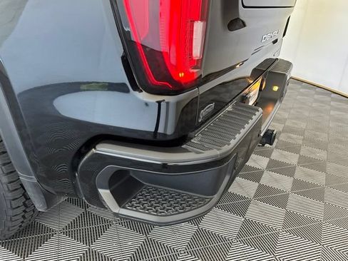Used 2020 GMC Sierra 1500 Denali w/ Technology Package AWD/4WD image 15