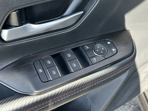 New 2026 Nissan Kicks SR FWD image 29