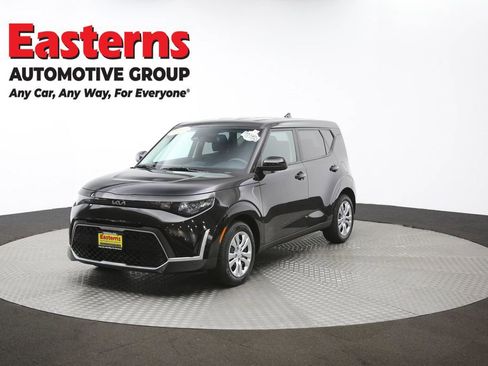 Used 2023 Kia Soul LX FWD image 53