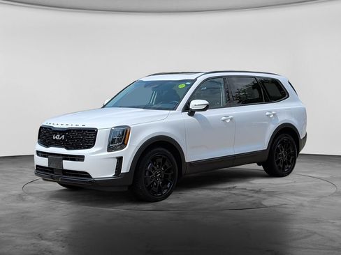 Used 2022 Kia Telluride EX w/ EX Premium Package AWD/4WD image 3