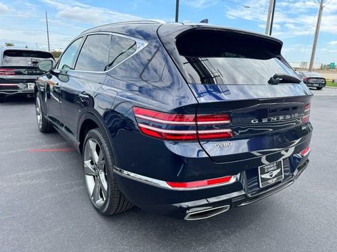 Used 2022 Genesis GV80 3.5T w/ Prestige Package 07 AWD/4WD image 5