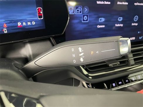 New 2026 Chevrolet Equinox EV RS image 9