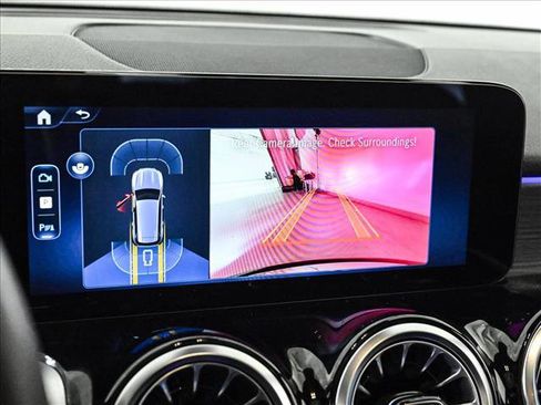 Certified 2026 Mercedes-Benz GLB 250 4MATIC image 15
