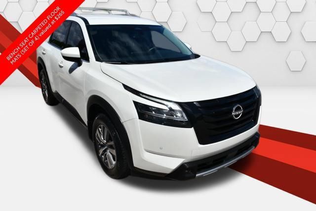 Used 2023 Nissan Pathfinder SL w/ Lighting Package (N92) AWD/4WD image 8