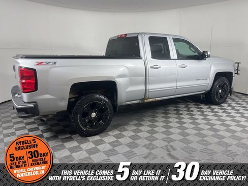 Used 2017 Chevrolet Silverado 1500 LT w/ All Star Edition image 3