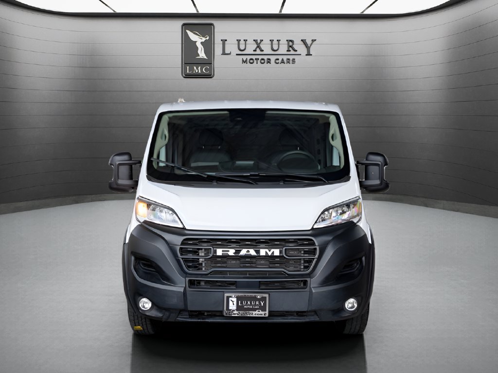 Used 2025 RAM ProMaster 2500 w/ Convenience Group FWD image 3