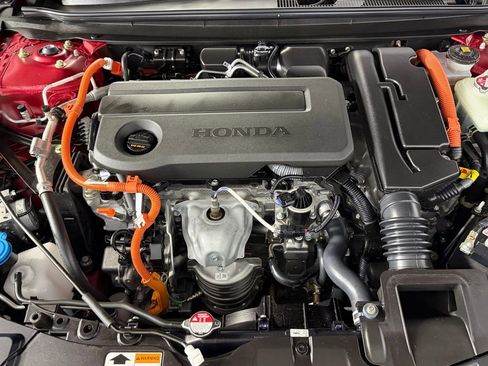 Used 2025 Honda Accord Sport image 32