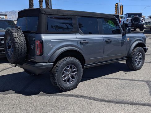 New 2025 Ford Bronco Badlands AWD/4WD image 2