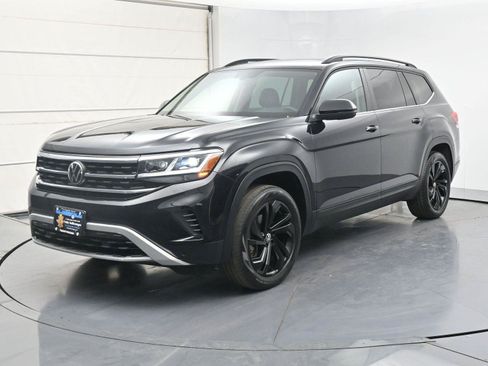 Used 2023 Volkswagen Atlas SE w/ Panoramic Sunroof Package AWD/4WD image 1