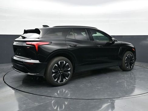 Used 2024 Chevrolet Blazer EV RS AWD/4WD image 2