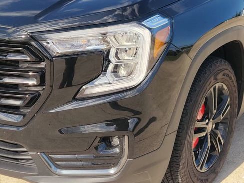 Used 2024 GMC Terrain AT4 w/ Infotainment Package II AWD/4WD image 9