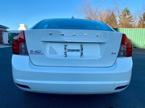 Used 2009 Volvo S40 2.4i image 4