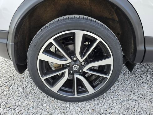 Used 2019 Nissan Rogue Sport SL w/ Premium Package image 75