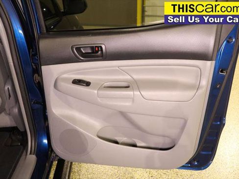 Used 2015 Toyota Tacoma PreRunner image 27