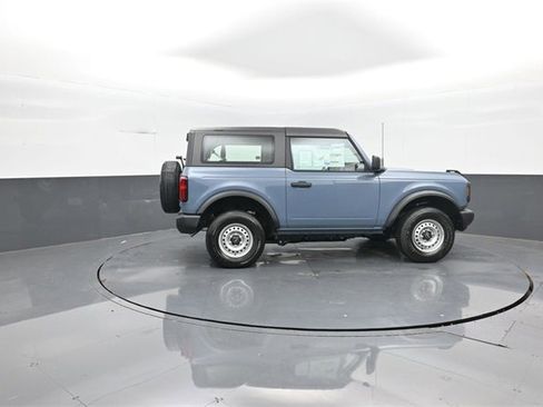 New 2025 Ford Bronco 2-Door image 8