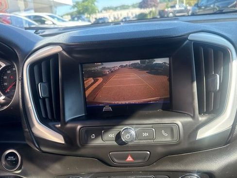 Used 2021 GMC Terrain SLE w/ Driver Convenience Package AWD/4WD image 17