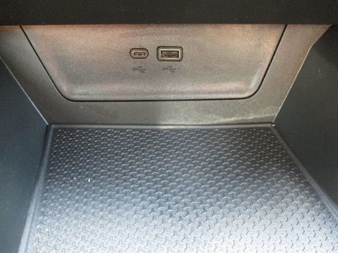 Used 2025 Chevrolet Equinox LT w/ Midnight Edition AWD/4WD image 29