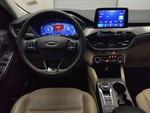 Used 2022 Ford Escape Titanium AWD/4WD image 22