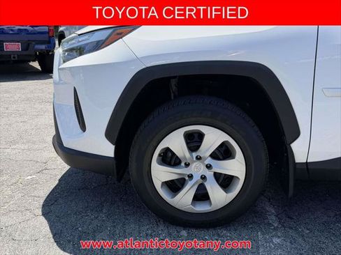 Certified 2023 Toyota RAV4 LE AWD/4WD image 16