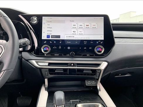 Used 2023 Lexus RX 350 Premium w/ Accessory Package image 17