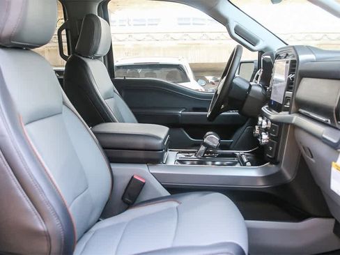 New 2025 Ford F150 Lariat w/ Equipment Group 501A Mid image 17